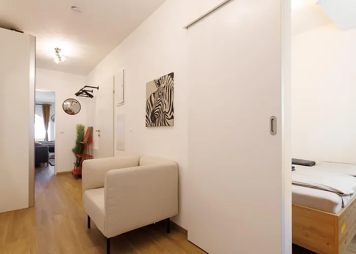 Modern Near Station With Balcony & Free Parking * Βιέννη