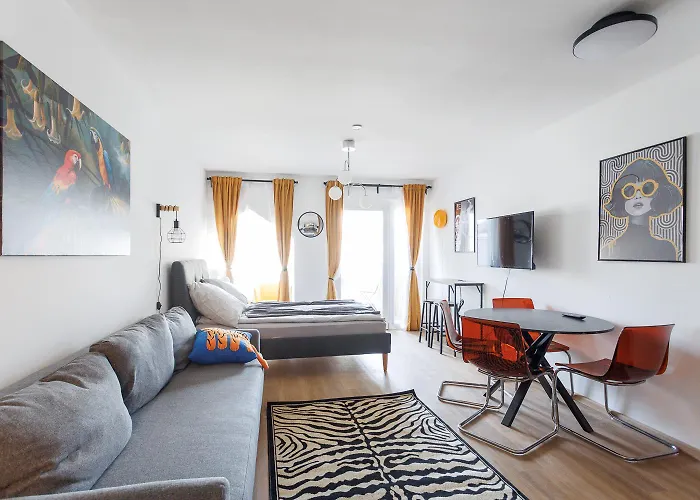 Modern Near Station With Balcony & Free Parking * Βιέννη